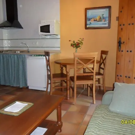 Rural La Media Legua Hotel 2*